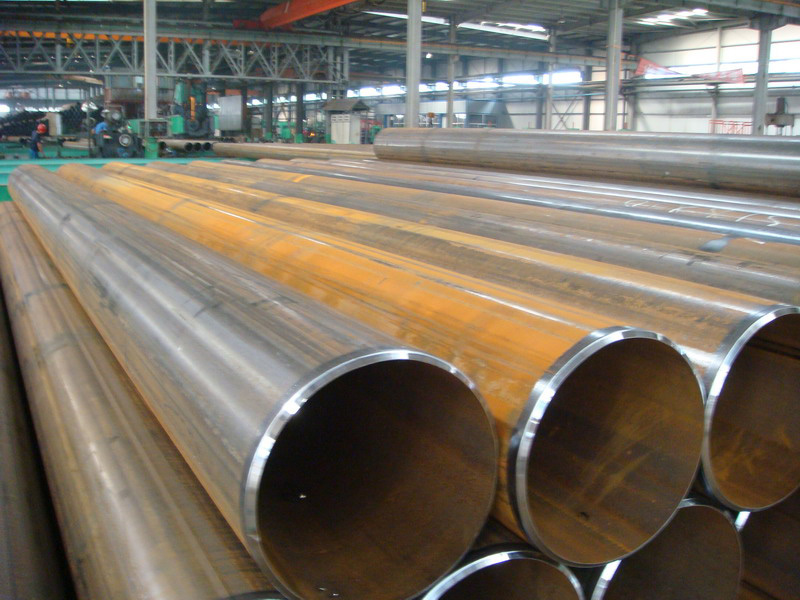 Longitudinally welded pipes